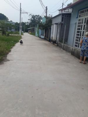 Bán đất đường Lê Quang Định tt Long Thành. 105m2, sổ riêng, thổ cư 100%.
