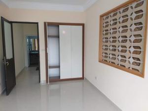 Bán Nhà Đẹp, 5 Tầng, 39m2, Giá 3,2 tỷ , Tại Cầu Giấy HN