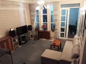 Bán gấp nhà Xuân La - Hồ Tây, Diện tích 56m2, mặt tiền 4m