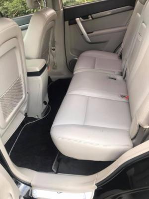 Cần tiền bán gấp xe Captiva 2013 đăng ký 2014, số sàn, màu đen