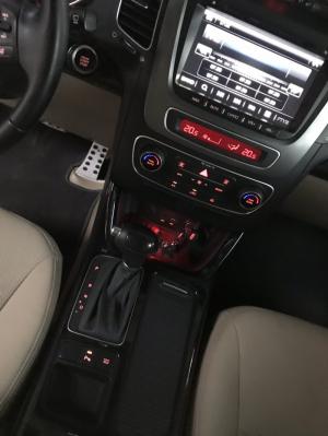 Bán Kia New Sorento DATH 2.2AT Crdi máy dầu số tự động màu trắng camay sản xuất 2018 biển tỉnh đi 14000km