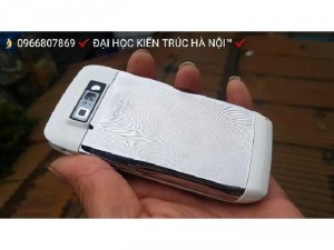 Vỏ E71 zin trắng 99%