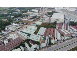 bán đất nằm ngay mặt tiền đường nhựa