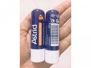 Son dưỡng môi Astrid