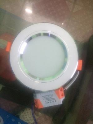 Đèn LED giá rẻ có sẵn