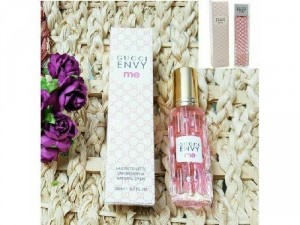 Nước hoa nữ bỏ túi