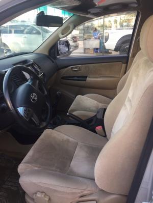 Fortuner 2015, máy dầu số sàn, màu bạc, xe đẹp, bảo hành hãng
