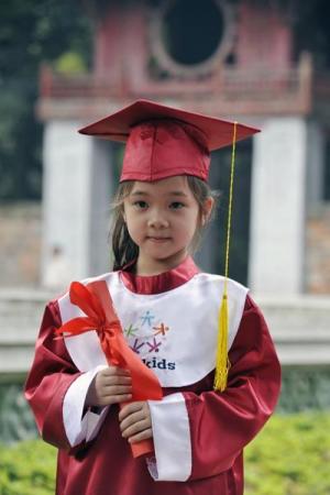 May lễ phục tốt nghiệp mầm non số lượng lớn ở đâu