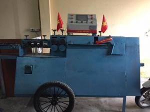 Máy bẻ đai sắt tụ đọng chuyên dụng cho nhà thầu xưởng sắt thép