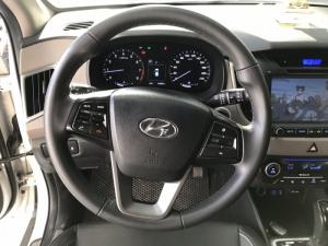 Bán Hyundai Creta 1.6AT màu trắng máy xăng số tự động nhập Ấn Độ 2016 biển Sài Gòn đi 44000km