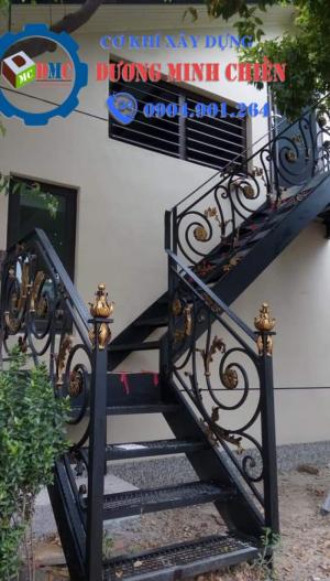 Sửa Cửa Sắt Tại Nhà TPHCM