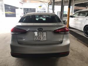 Bán Kia Cerato 1.6MT 2017, màu bạc , có hỗ trợ trả góp , giá cả thương lượng