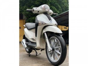 Bán Liberty ie 2012 màu Trắng thời trang cực Chất- Biển Hà Nội.