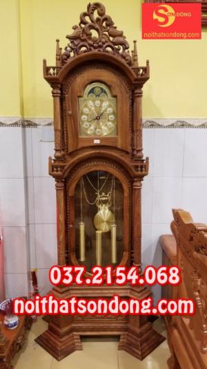 Đồng hồ tháp hàng đang giảm giá