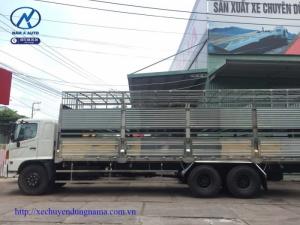 Xe tải Hino FL Euro 4 Thùng Chở Gia Súc