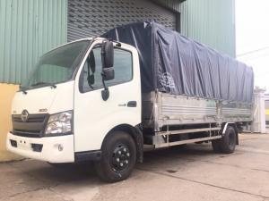 Xe Tải Hino XZU730 Thùng Mui Bạt Bửng Nâng