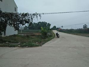 Bán 200m2 đất cạnh đại lộ thăng long ,đep nhất xã ngọc liệp.làm nhà hàng, nhà nghỉ giá 14tr/ m2