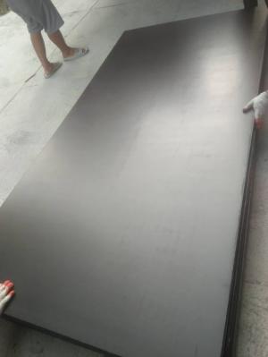 Ván ép chịu nước phủ phim trong xây dựng và nội thất