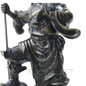 Tượng Đá Phong Thủy Quan Công Cầm Đao - Đá Màu - Dài 14cm x Rộng 10cm x Cao 32cm . Giá : 400.000₫