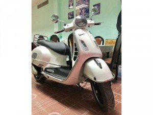 Xe vespa gts300i ABS đời 2018