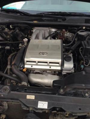 Gia đình cần bán Camry V6 2002, số tự động, màu đen gia đình sử dụng rất kỉ,