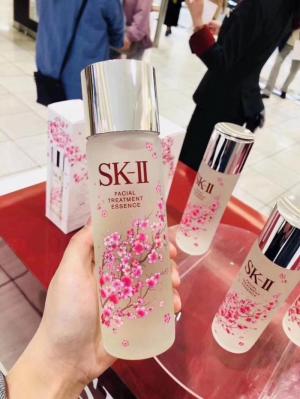 Nước Thần SKII Bản Hoa Anh Đào Hót