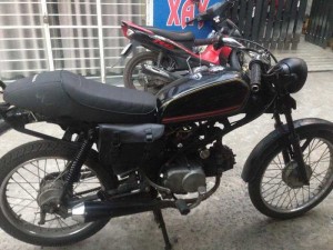 xe win cafe racer bay ngay trong đêm