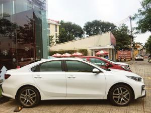 Xe Cerato 2.0 AT 2019 Bản full