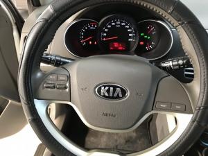 Bán Kia Morning Si 1.25MT màu trắng số sàn sản xuất cuối 2016 biển tỉnh mẫu mới bản đủ đi 8000km