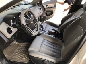 Bán Chevrolet Cruze LTZ 1.8AT màu trắng số tự động sản xuất 2015 biển Sài Gòn đi 38000km