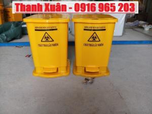 thùng rác đạp chân màu vàng 15 lít