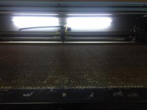 Máy laser 1610 2 đầu cắt giá rẻ
