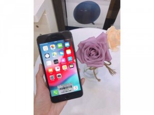 Cần bán iphone 6splus-64-Gray máy trưng bày