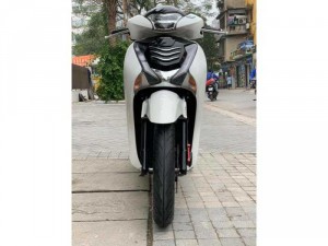Bán SH Việt 125 CBS 2017 màu Trắng quá đẹp- Biển Hà Nội Bảo hành xe 1 năm