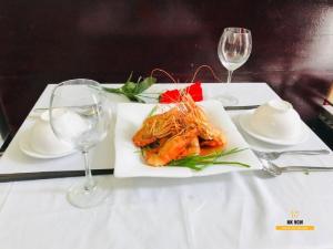Đặt tôm càng sốt Singapore Bình Thạnh giao hàng tận nhà