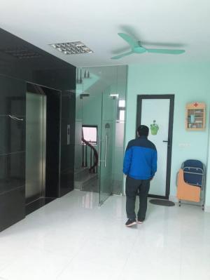 Bán tòa nhà văn phòng phố Lê Trọng Tấn, 6x70m2, mặt tiền 6m