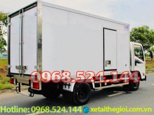 Bán xe tải IZ65 2t5 thùng đông lạnh, cam kết giá ưu đãi nhất thị trường