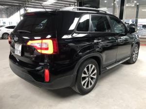 Bán Kia New Sorento GATH 2.4AT màu đen VIP máy xăng số tự động sản xuất 2015 biển Sài Gòn đi đúng 49000km