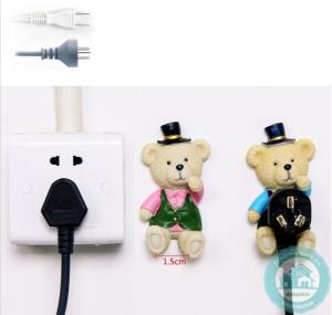 Combo 2 dụng cụ treo phích cắm hình gấu, ông già NX5368
