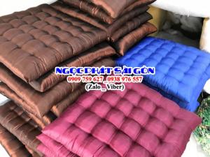 Nệm ngồi 40x40x5cm. Nệm lót ghế cafe, ghế văn phòng, nệm ngồi mì cay. Nệm ngồi - Bàn Ghế Cafe Ngọc Phát.
