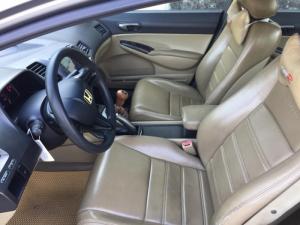 Gia đình cần bán Civic 1.8, số sàn, sx 2008, màu bạc gia đình sử dụng
