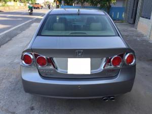 Gia đình cần bán Civic 1.8, số sàn, sx 2008, màu bạc gia đình sử dụng