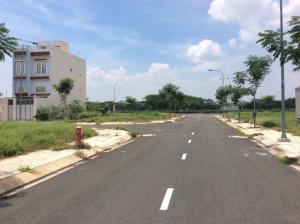 Bán 3 lô đất liền kề mặt tiền đường QL50, TT. Cần Đước, Long An.