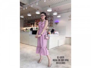Đầm karo đuôi cá