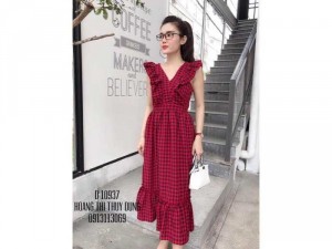 Đầm karo đuôi cá