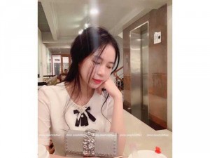 Đầm nhún đuôi cá nơ