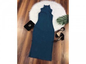 Đầm body yếm gân