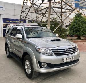 Bán Toyata Fortuner sx 2k14 màu bạc