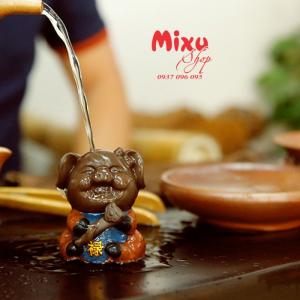 Tượng chibi chú heo may mắn