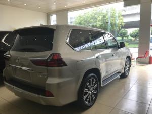 Bán Lexus LX570 màu vàng nhập mỹ,Model và đăng ký 2016,có hóa đơn VAT, full option,xe đẹp,biển Hà Nội cực VIP.